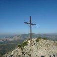 La croix sommitale